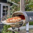 Ooni Karu 2 vegyes tüzelésű pizza kemence ajéndék Prémium faszénnel